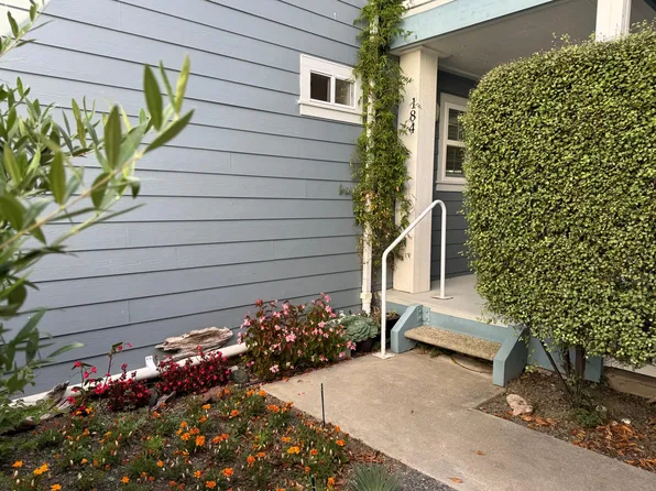 184 Cypress Ave, Cayucos, CA 93430
