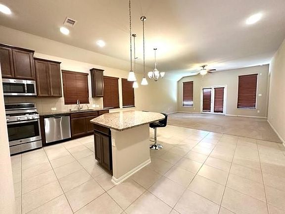 2nd image of 2123 Blossomcrown Dr