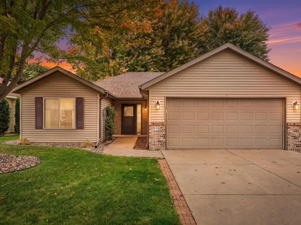 919 Willow Grove Cir, Waite Park, MN 56387
