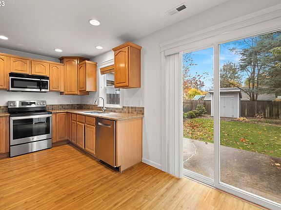 4th image of 5218 SE Tenino Ct