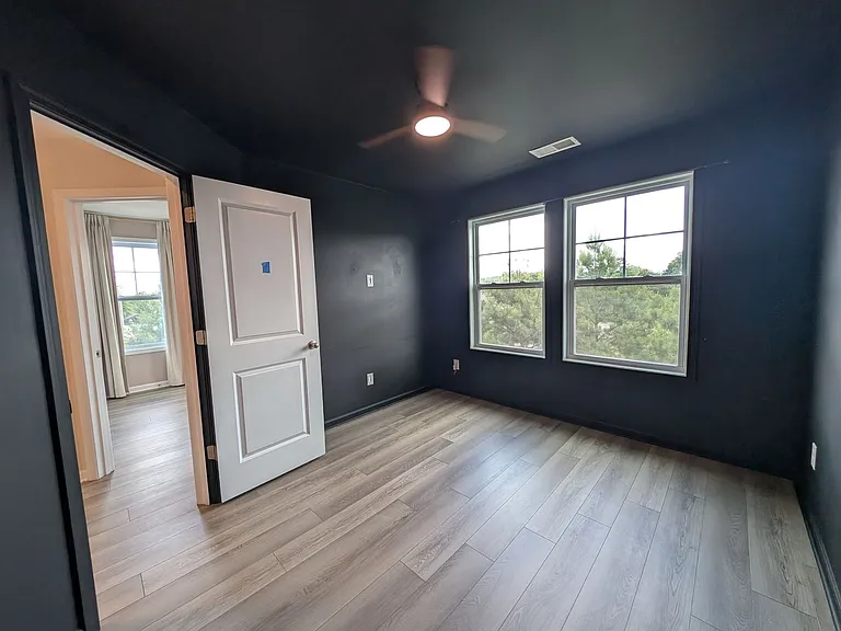 634 Cypress Glen Ln — Photo 31