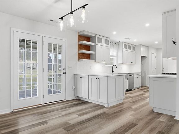 2nd image of 6785 Concord Rd