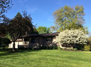 187 Old Perch Rd, Rochester Hills, MI 48309