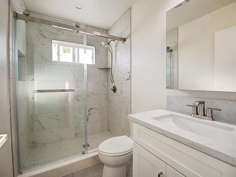 15623 Van Ness Ave #C — Photo 5