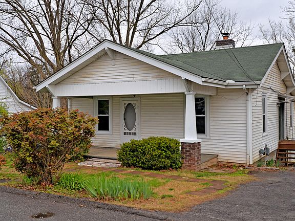 2nd image of 421 Higgins Ave