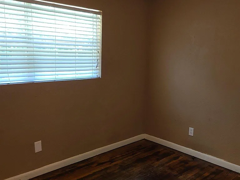 6666 Allyn Way — Photo 7