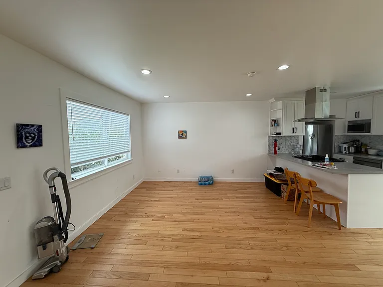 119 Berkshire Ave — Photo 3