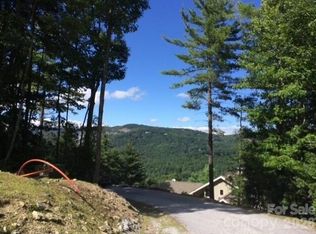 30 Tomba Way, Sapphire, NC 28774