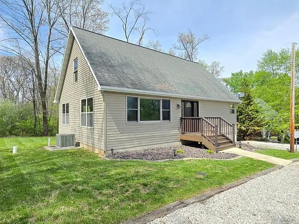 9623 Indian Mound Dr, Bartelso, IL 62218