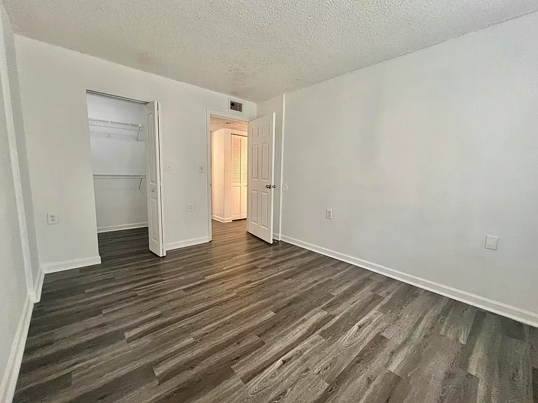 1215 N Benoist Farms Rd #203 — Photo 12