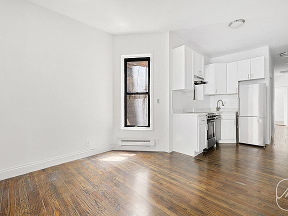 3rd image of 454 W 22nd St APT 3B