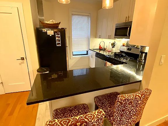 4th image of 31-16 32nd St #1D