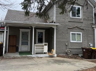 416 S Van Buren Ave #Ave;, Freeport, IL 61032