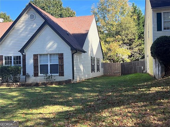 2nd image of 1523 Hayden Mill Way