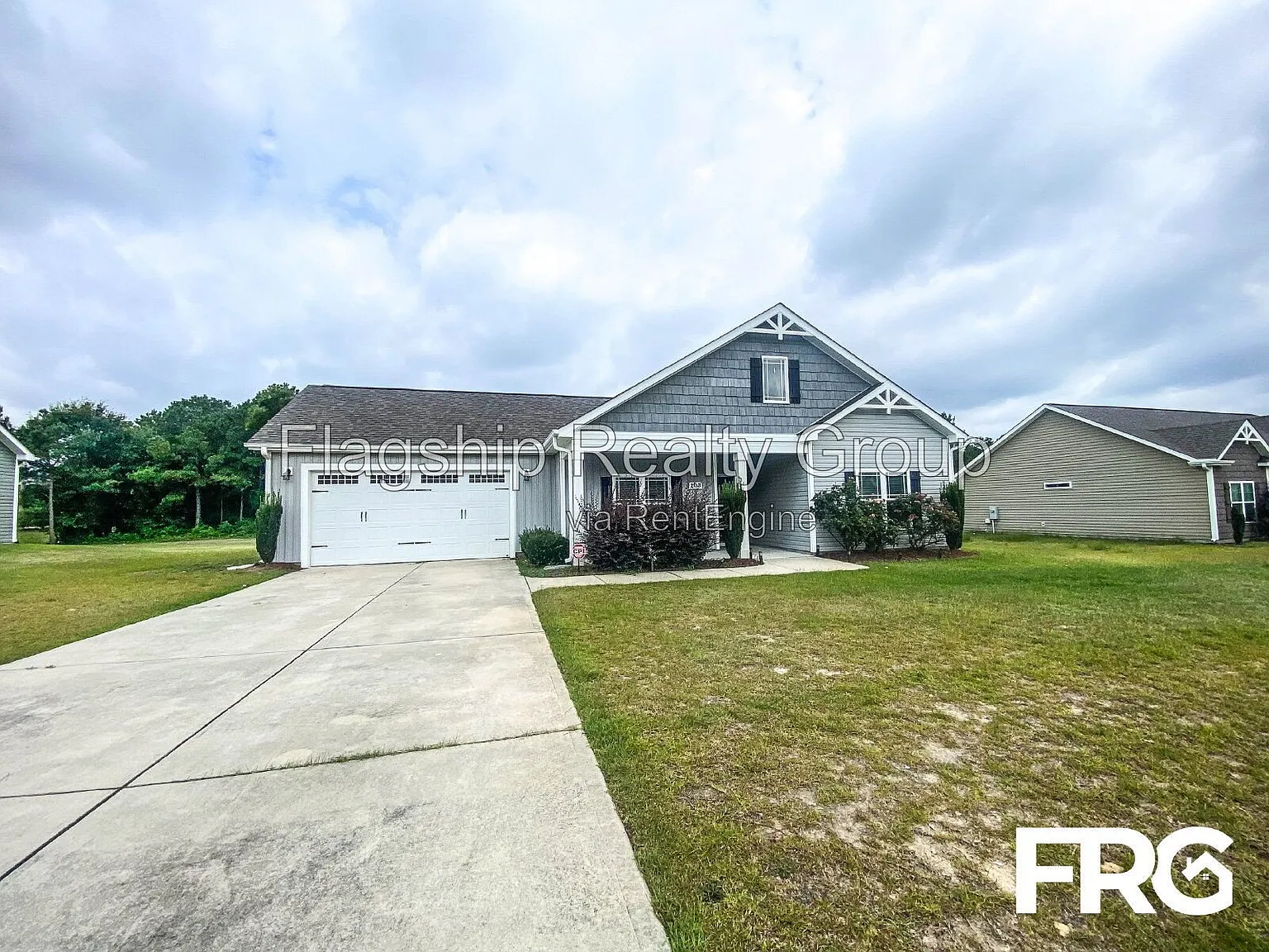 3 bed, 2.0 bath, 1384 sqft, $1,590 — Photo 2