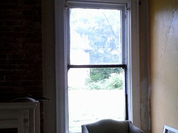 4th image of 5724-5726 Cabanne Ave
