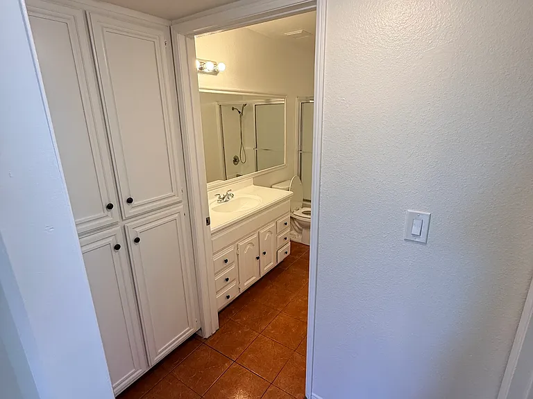 7504 Sepulveda Blvd #204 — Photo 7