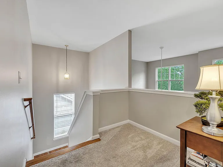 407 Normandy Cir — Photo 24