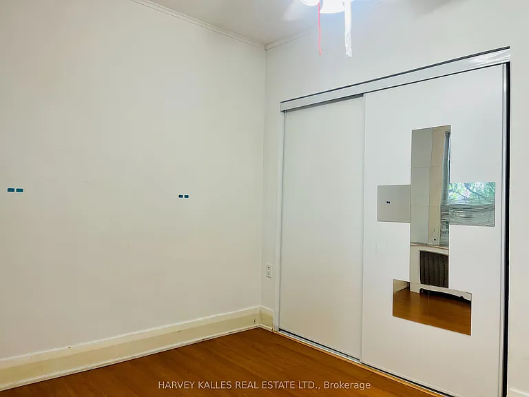 218 Heath St W #2 — Photo 15