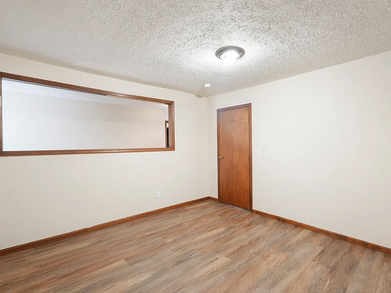 3383 Willington Dr — Photo 15