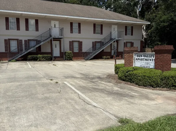 1112 State University Dr, Fort Valley, GA
