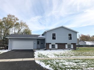 614 Sullivan Ln, University Park, IL
