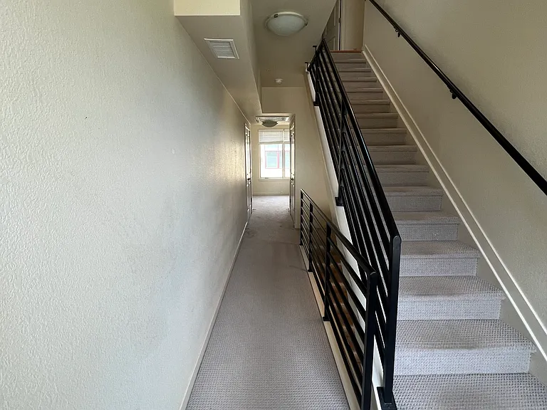 4522 13th St #6H — Photo 5