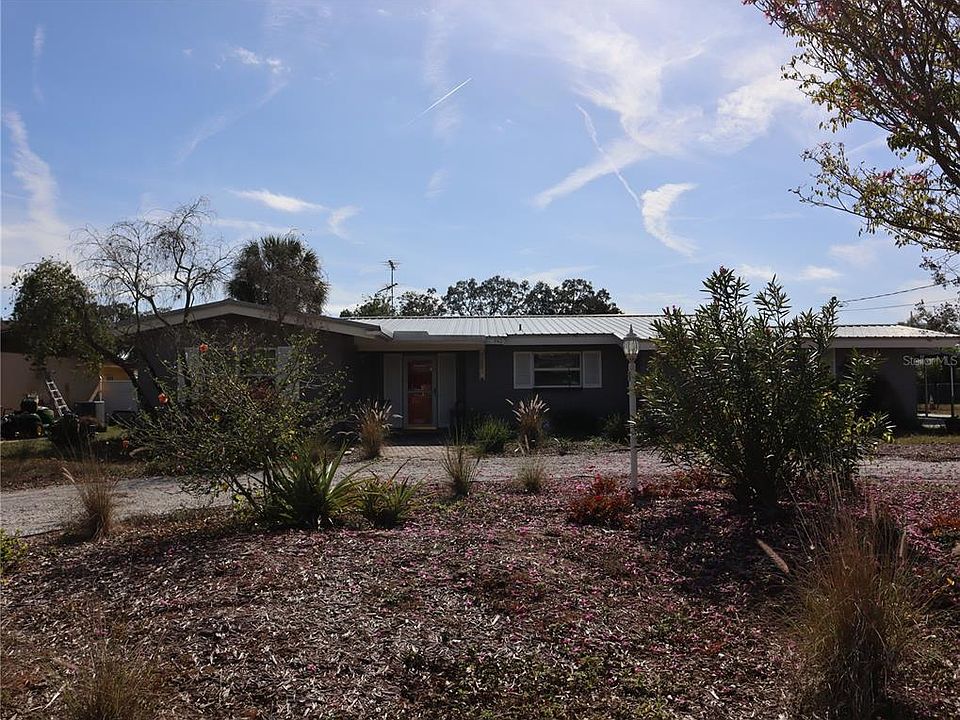 1st image of 940 OLEANDER DRIVE SE
