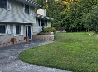 W3528 Wildwood Dr, Lake Geneva, WI