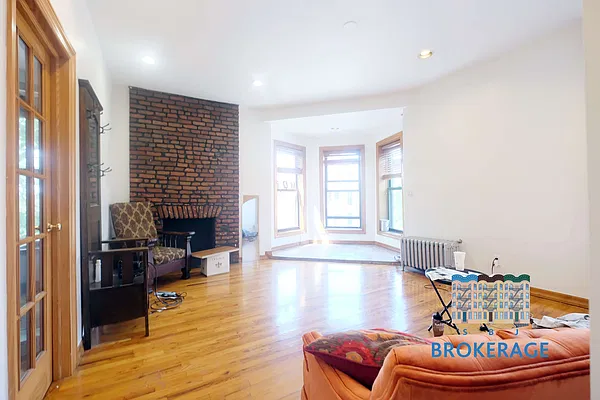Rented by SBJ Brokerage, LLC | media 20