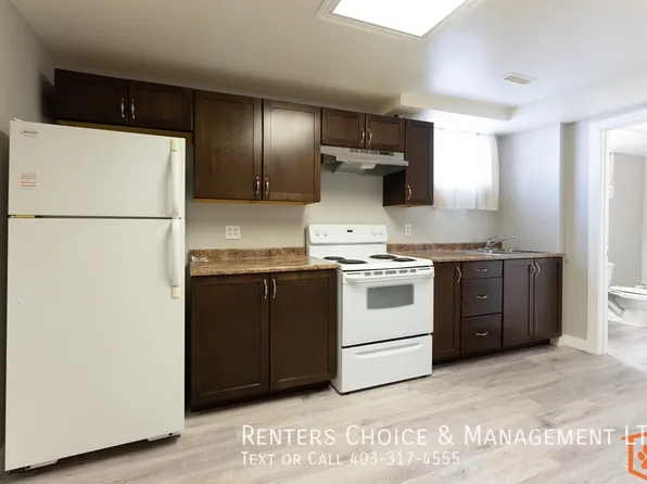 203B 27th St S, Lethbridge, AB T1J 3S3