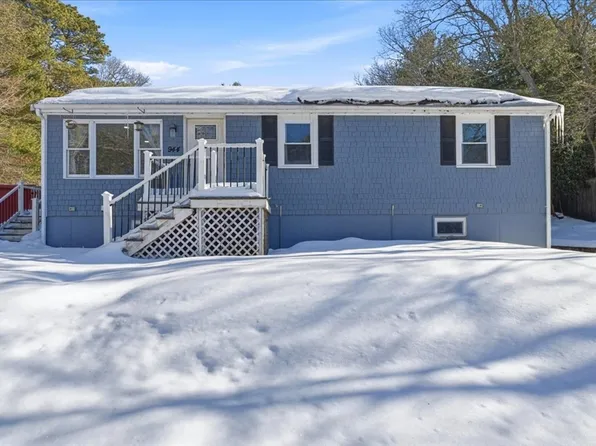 944 Long Pond Rd, Plymouth, MA 02360