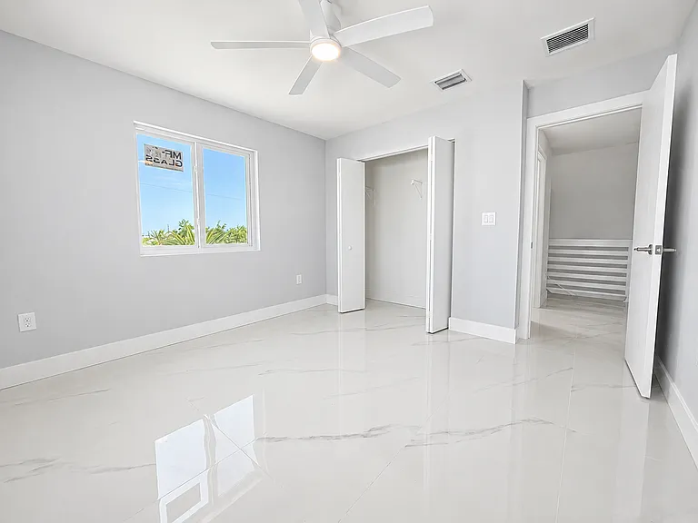 31569 Avenue D — Photo 8