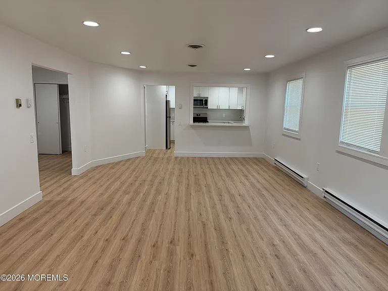 12 Juniper Ln #B — Photo 9