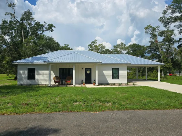 1074 Oliver St, Bell, FL 32619