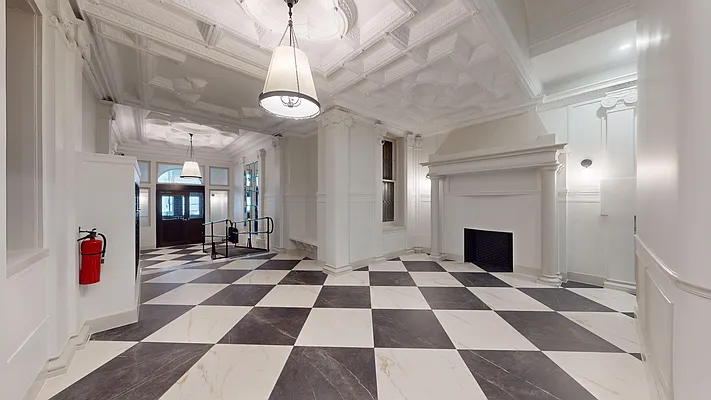 Rented by Bond New York | media 11