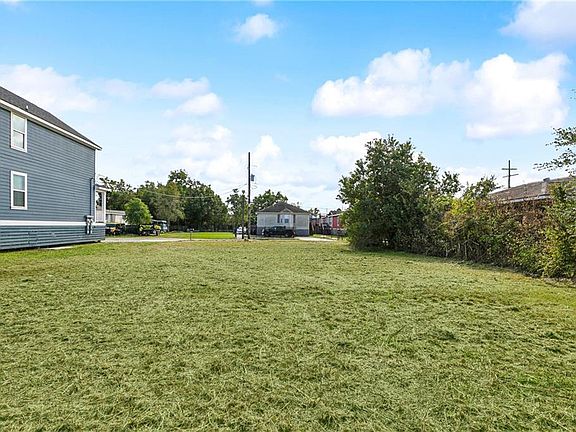 3rd image of 2313 Agriculture St