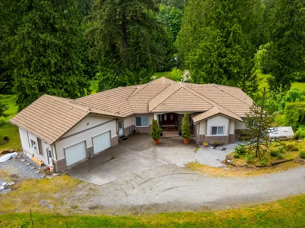 26350 Trethewey Cres, Maple Ridge, BC V2W 1A5