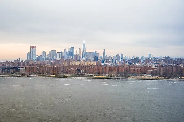 Rented by Clinton Management | media 17