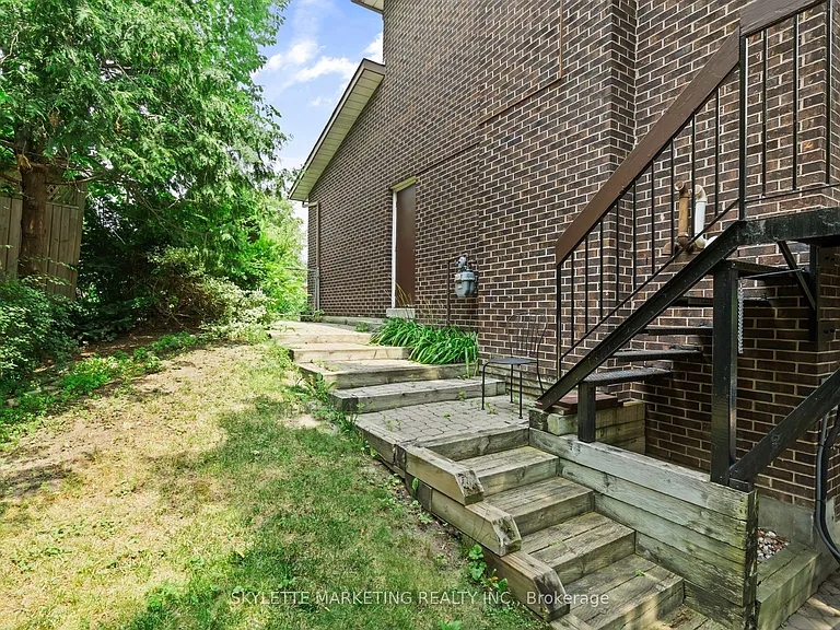 17 Sabrina Ct #BASEMENT — Photo 6