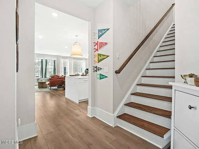 4039 Heron Dr — Photo 6