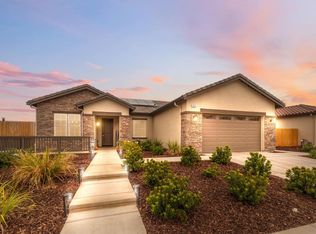 3072 19th Ave, Kingsburg, CA 93631