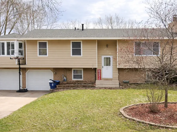 256 108th Ave NW, Coon Rapids, MN 55448