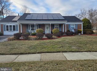 76 E Ln, Willingboro, NJ 08046