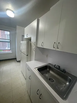 Rented by EZ Sell Realty | media 4