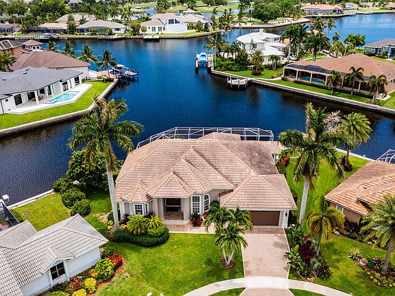 2nd image of 248 Seahorse Ct