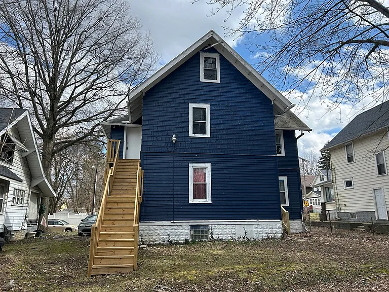 294 Madison Ave — Photo 26