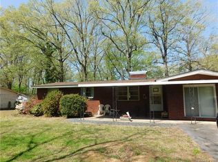 812 Austin Rd, New London, NC 28127