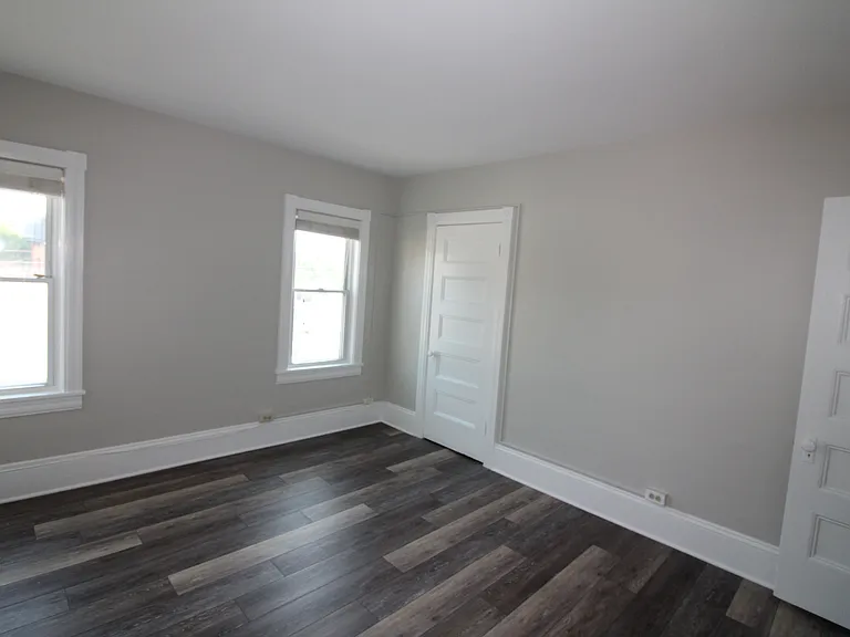 16 Main St #2N — Photo 27