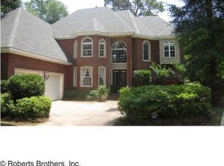 828 Country Club Ct, Mobile, AL 36609